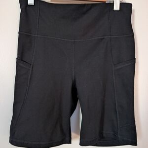 Gap GapFit High Rise Blackout Bike Shorts Pocket Shorts Size Small